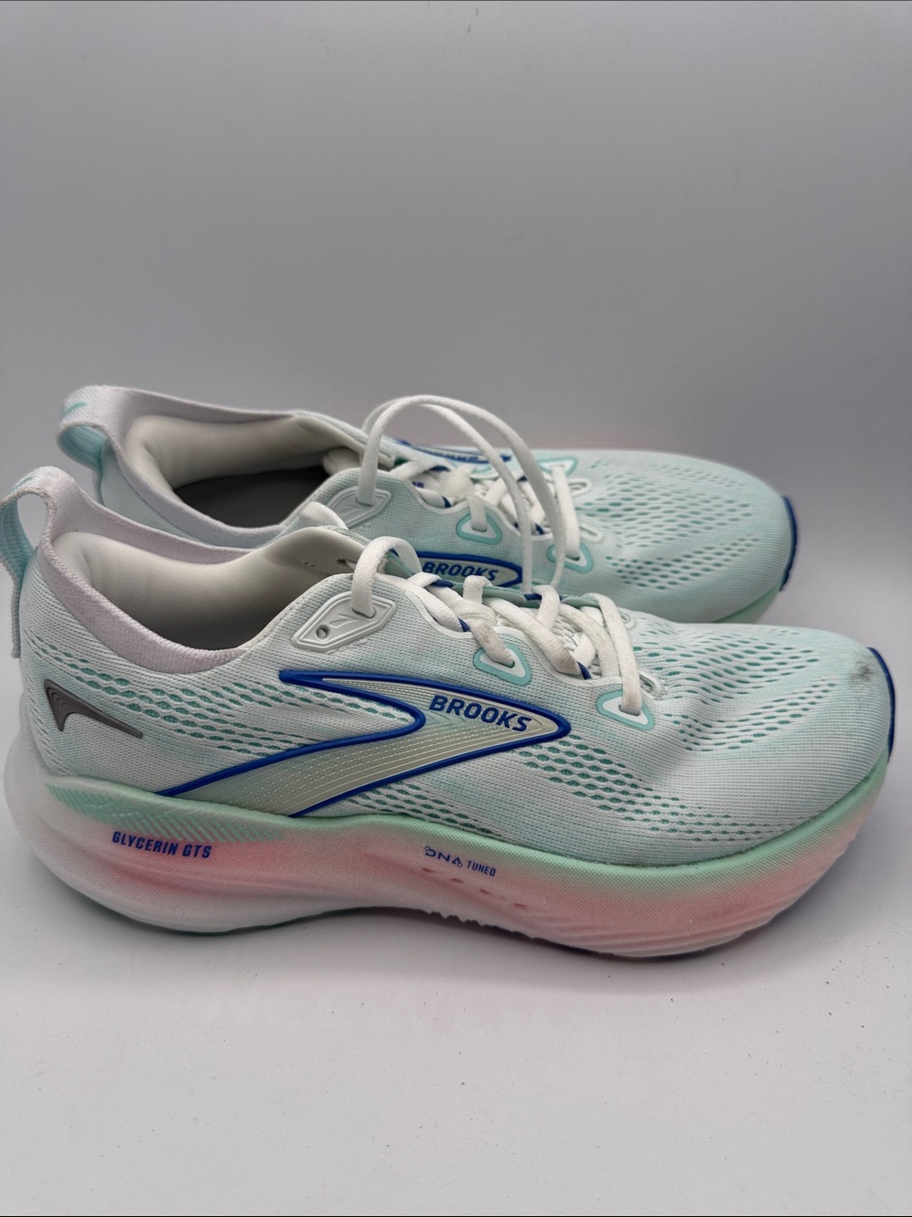 Brooks GLYCERIN 22 GTS women’s 8.5 Athletic Running shoes. S13